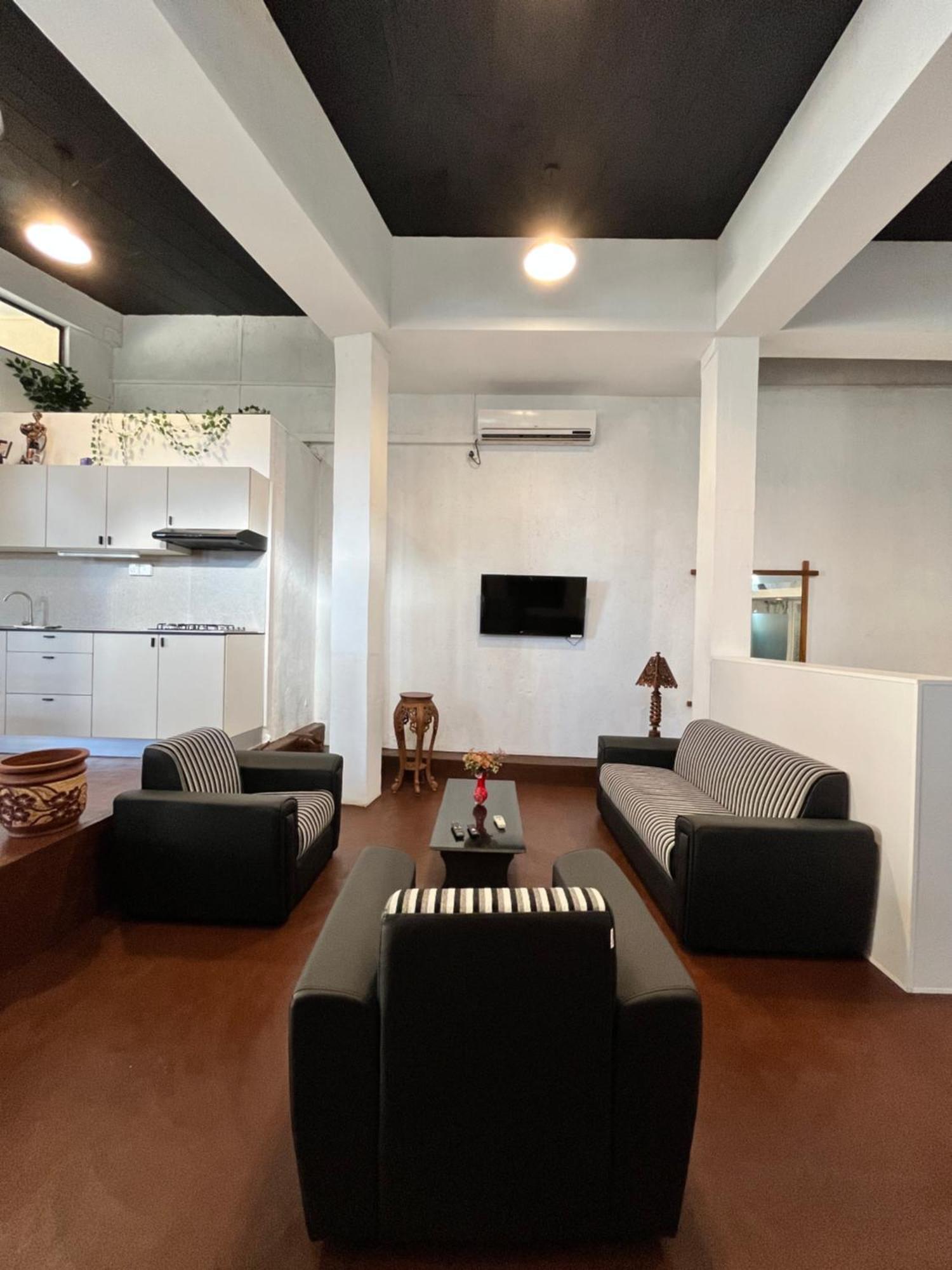 中国蒲公英民宿dandelion Guest House Villa With Mount View 캔디 외부 사진